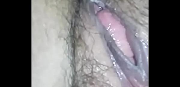  Vagina Peluda masturbandose